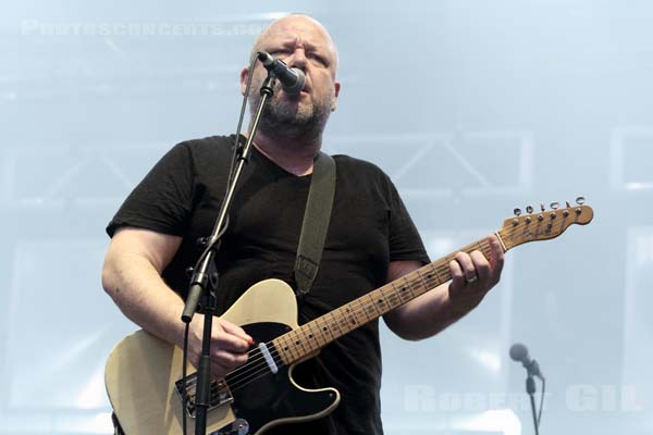 PIXIES - 2014-07-04 - BELFORT - Presqu'ile du Malsaucy - Charles Michael Kittridge Thompson